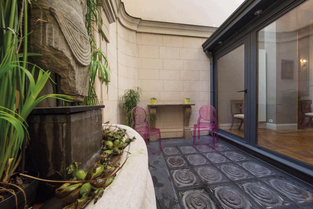 לינה וארוחת בוקר Saint-Gilles Louise Sur Cour מראה חיצוני תמונה